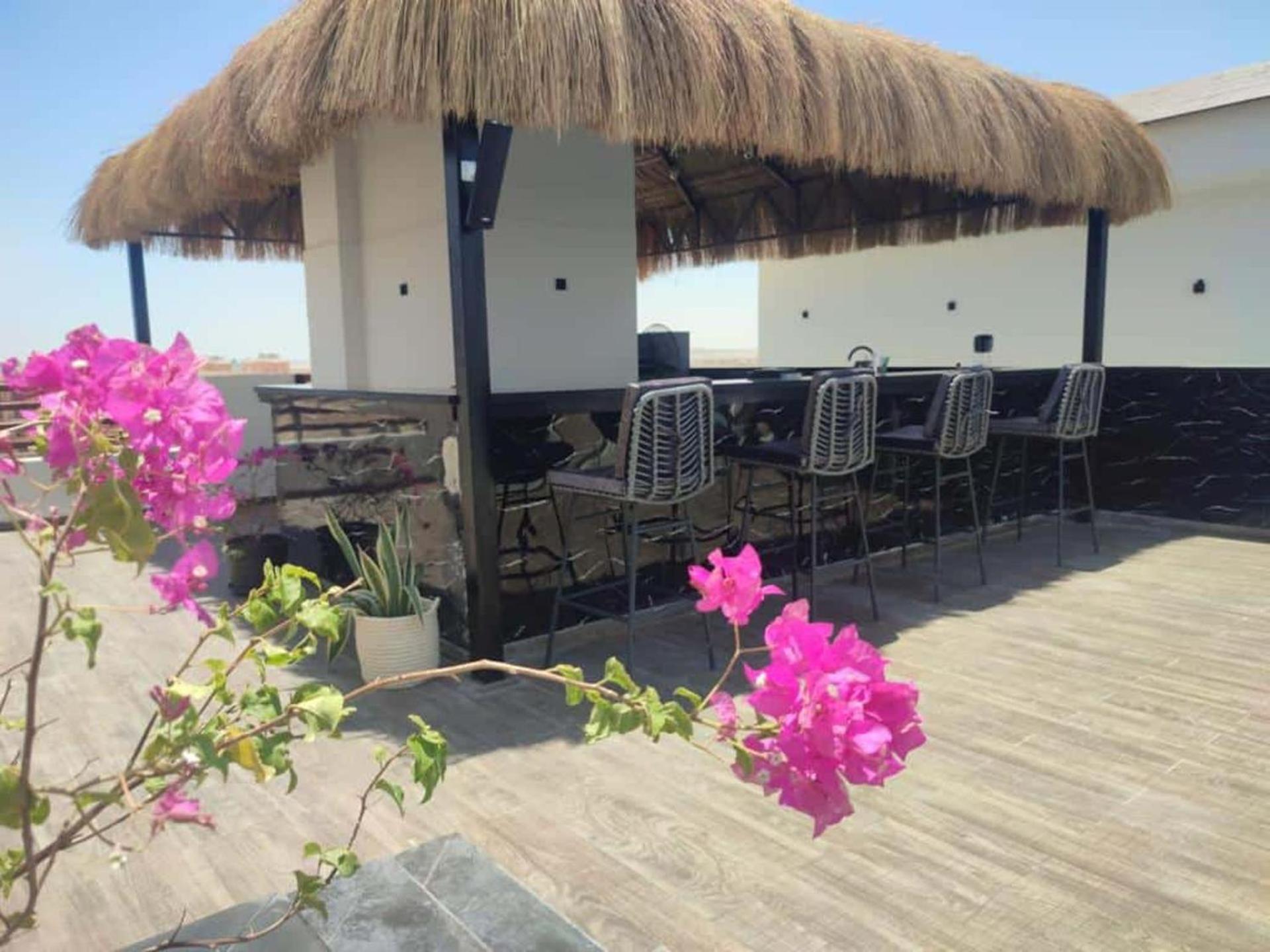 Stunning 3 Bedroom In Apartament